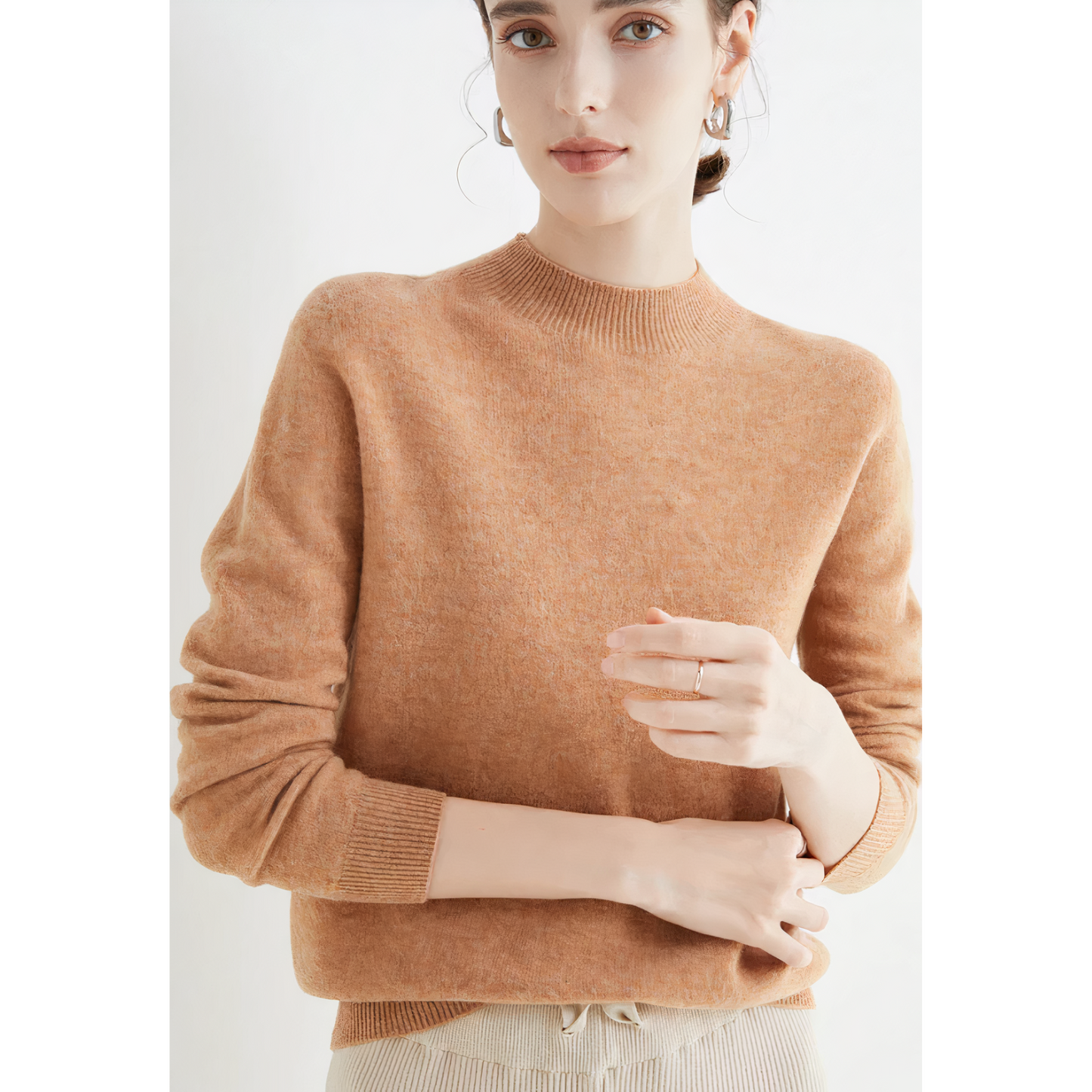 Amelia – Women's Knitted Cashmere Sweater