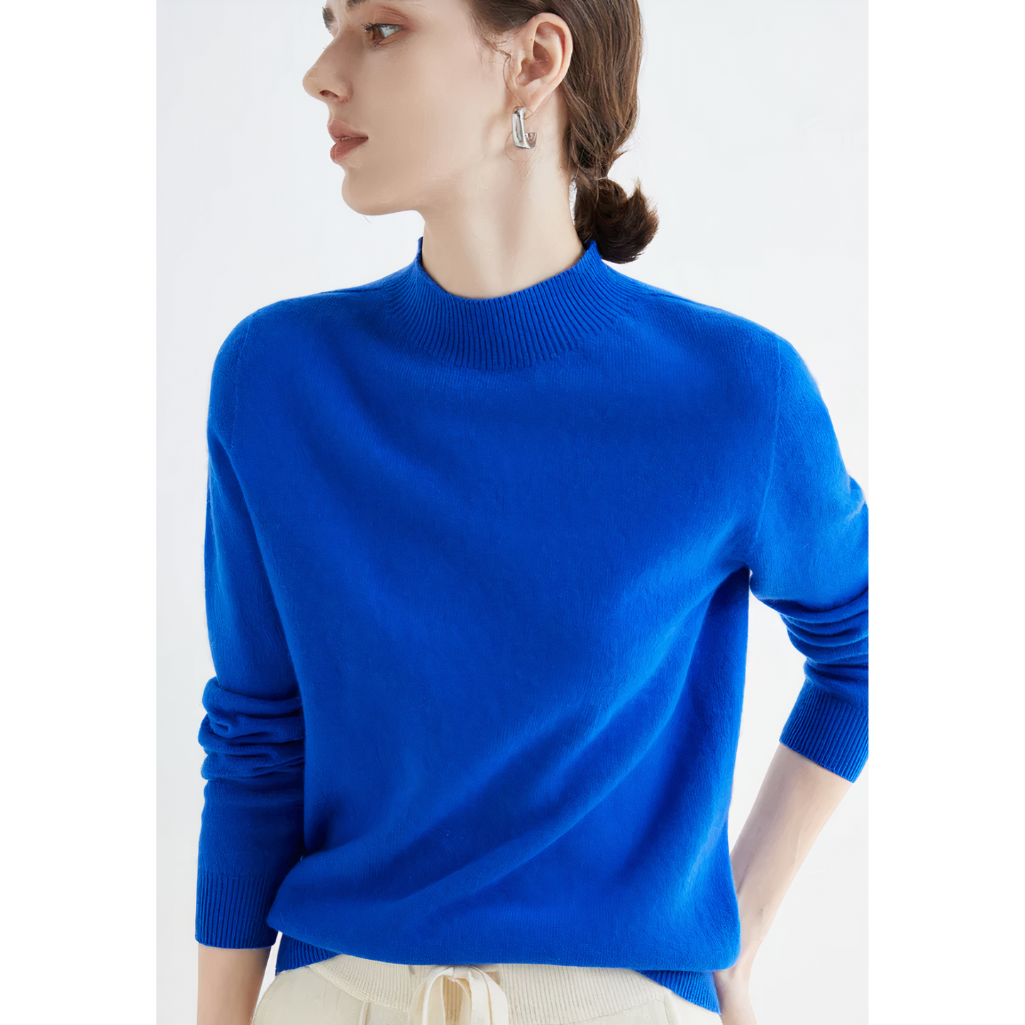 Amelia – Women's Knitted Cashmere Sweater