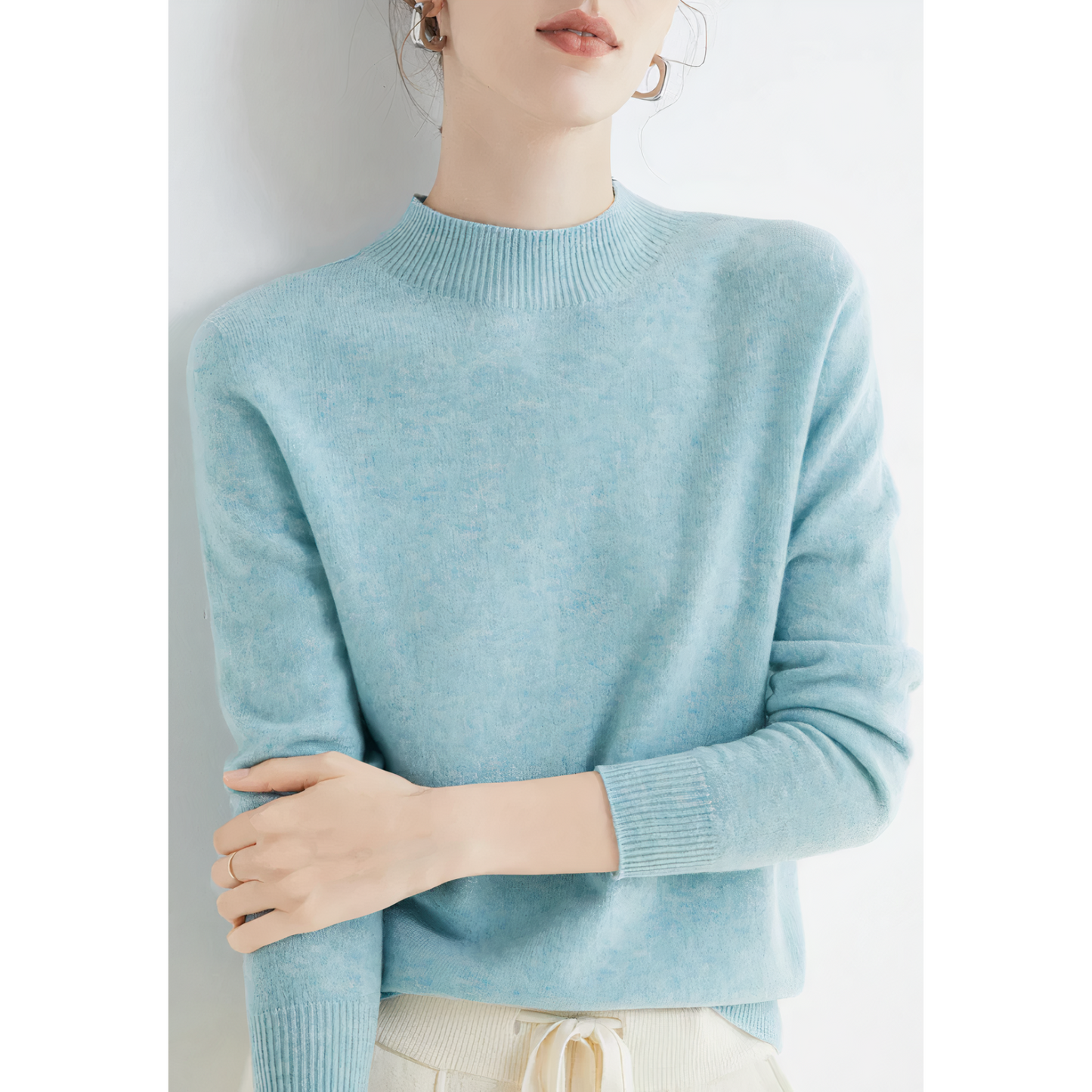 Amelia – Women's Knitted Cashmere Sweater