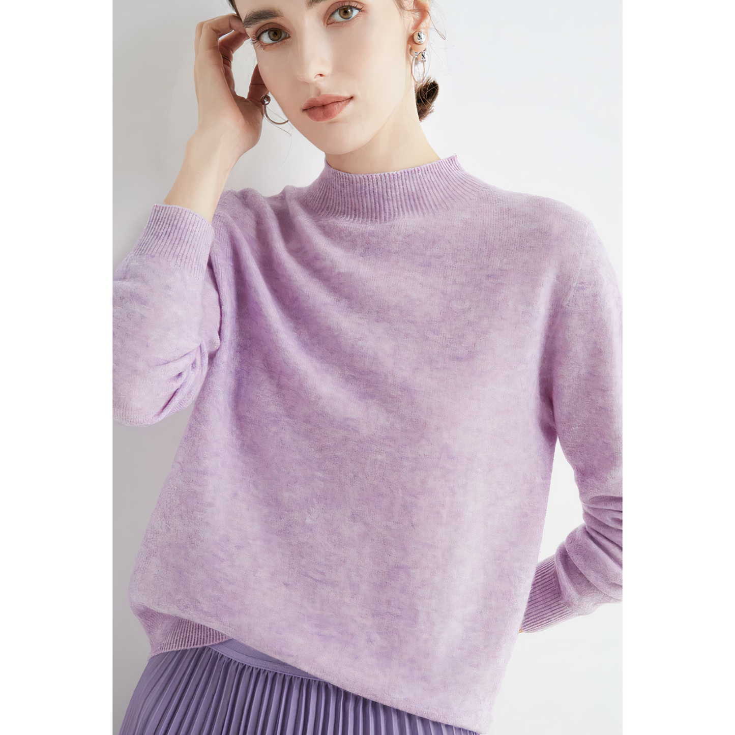 Amelia – Women's Knitted Cashmere Sweater